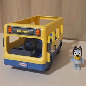 Bluey Adventure Bus